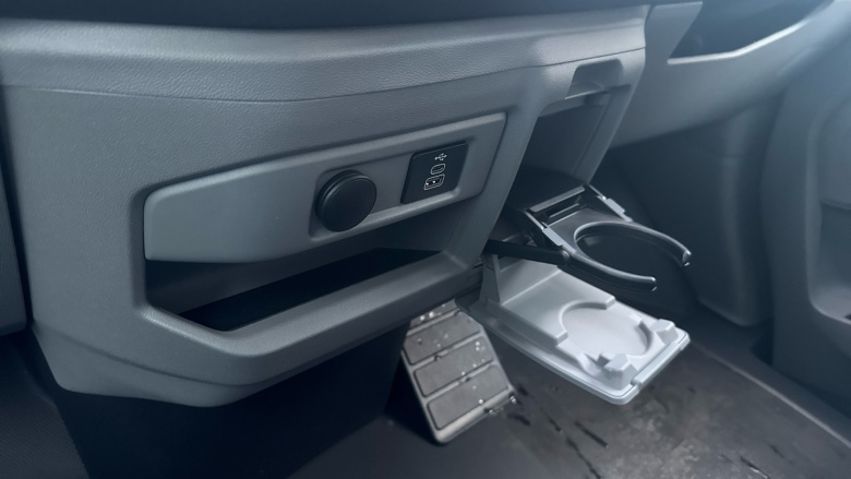 Ford Transit Custom E-320 L1 Rwd 100kW 65kWh H1 Van Limited Auto